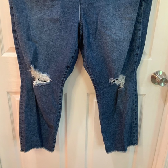 Torrid Button Fly Straight High Rise Distressed Jeans Size 24 - Picture 3 of 9